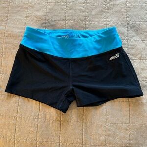 Avia Shorts